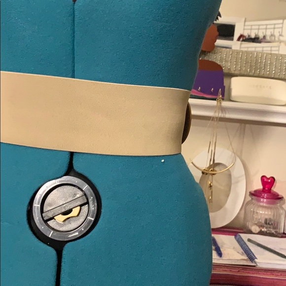 Dolce and Gabbana - Picture 8 of 8